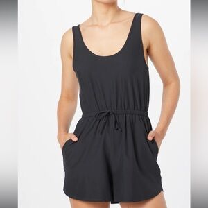 Abercrombie & Fitch women’s traveler Romper
